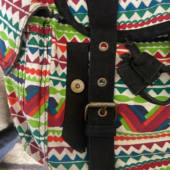 Backpack - Picture 2 of 7